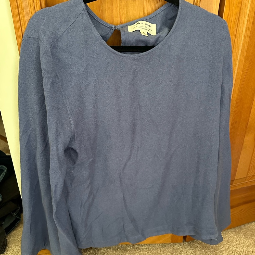 Cloth & Stone Blue Blouse with Long Sleeves